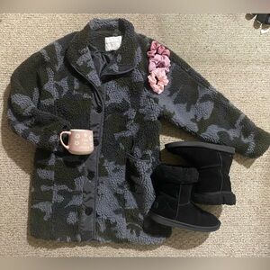 Army Print American Eagle Sherpa Jacket